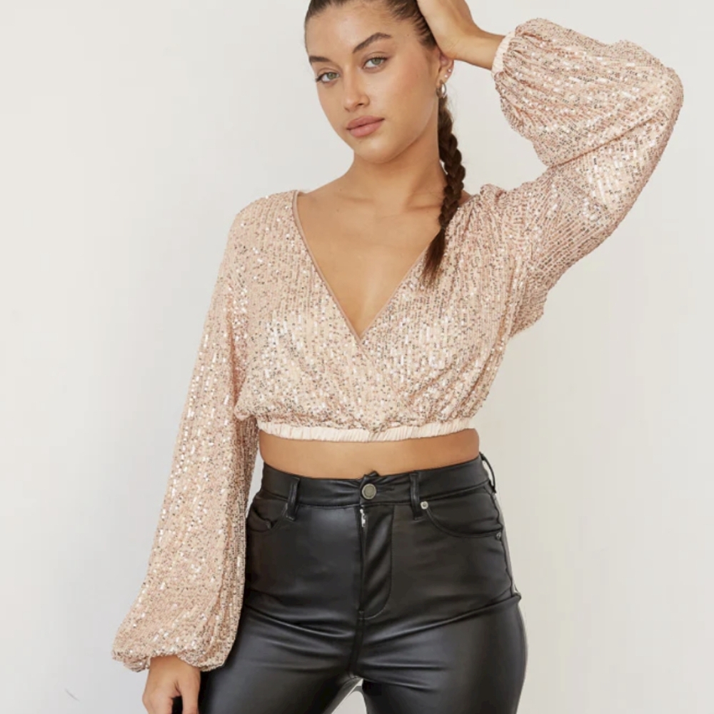 NWT Forever 21 gold sequin crop top